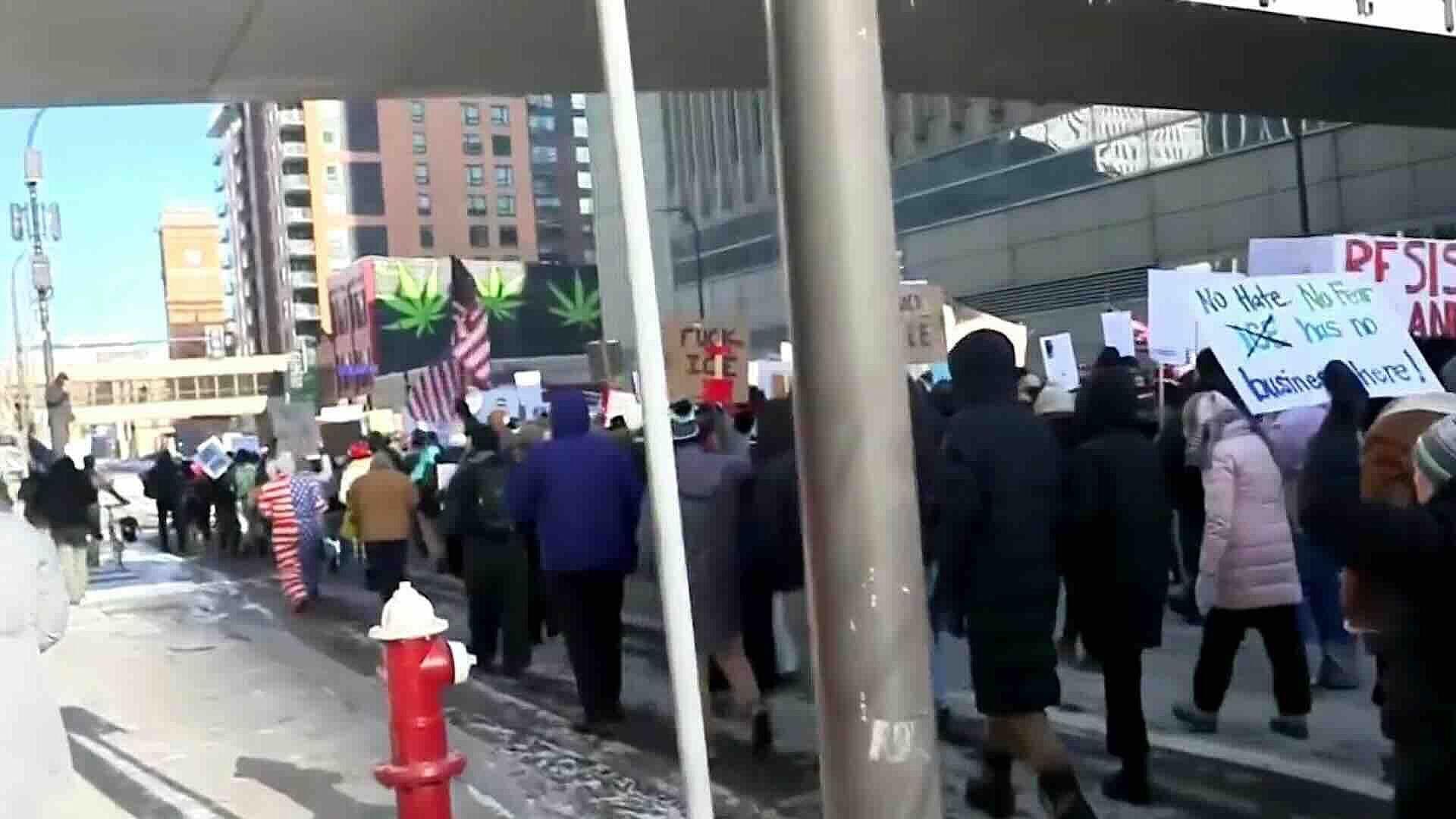 Protestas Estallaron en Minneapolis contra ICE tras Segundo Tiroteo de Agentes Federales