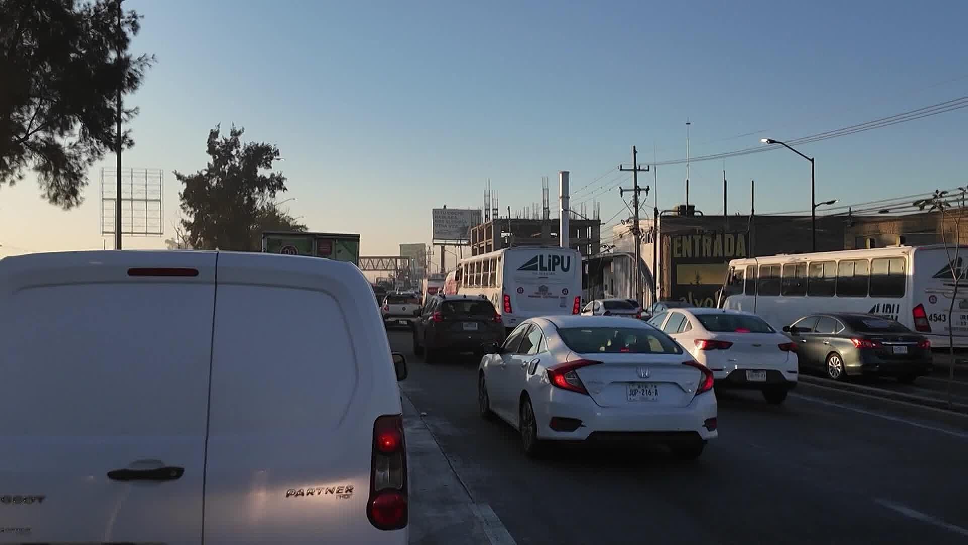 Obras en carretera a Chapala Generan Embotellamiento ¿Cuánto Tiempo se Hace al Aeropuerto?
