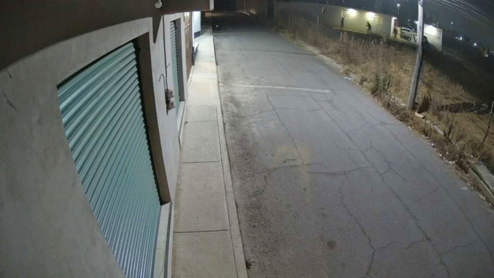 “¡Ayuda, Ayuda!”, Encapuchados Entran a Casa y Huyen en Moto Robada en Texcoco