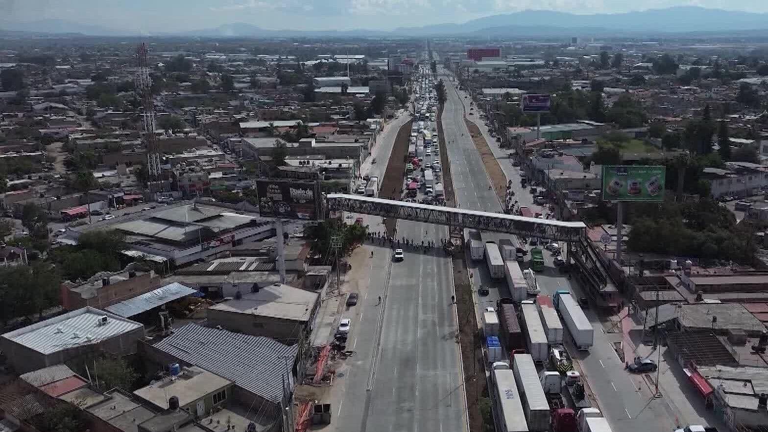 Reabrirán Retorno Provisional en Carretera a Chapala, al Cruce con Avenida Las Torres