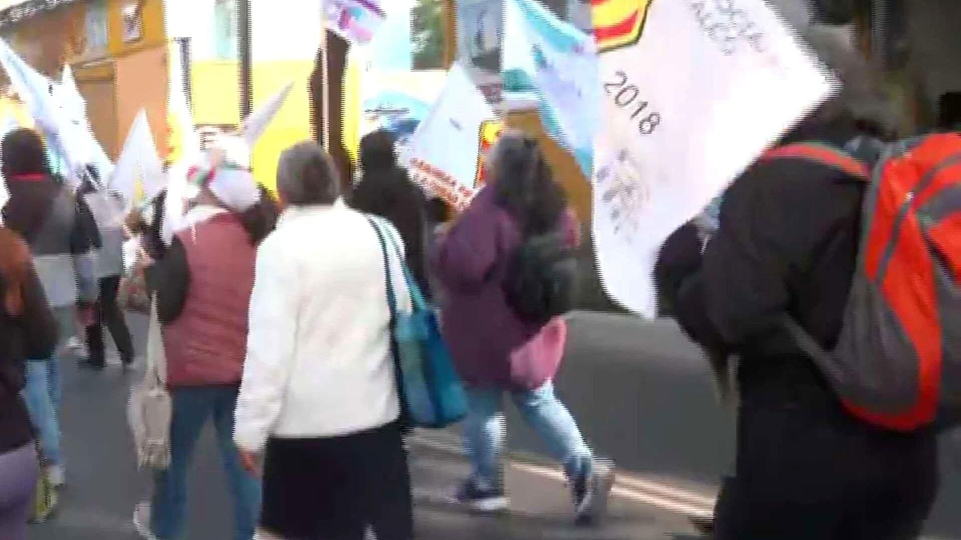 Manifestantes Marchan en Calzada San Antonio Abad con dirección al Zócalo