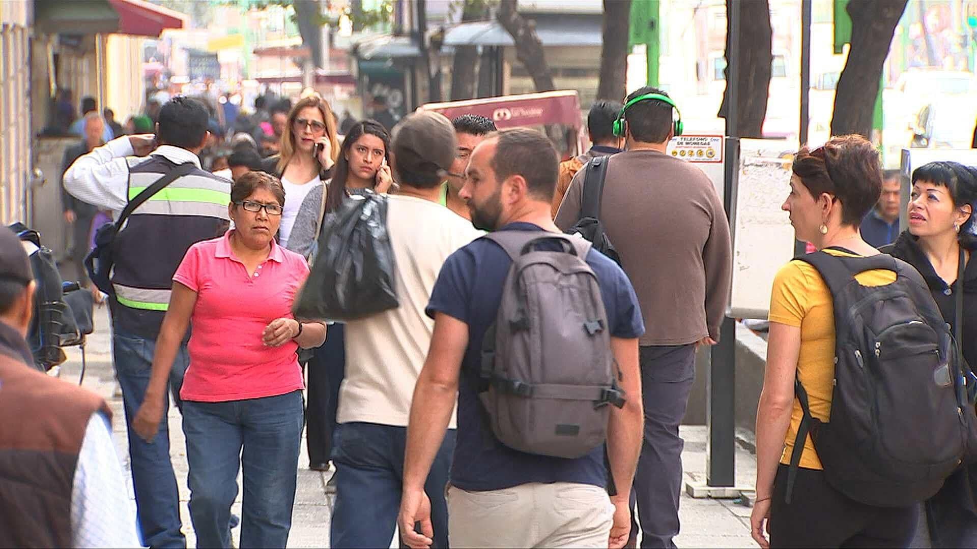 ¿Por Qué No Puedes Ahorrar? Estos Factores Te Impiden Salir de Deudas