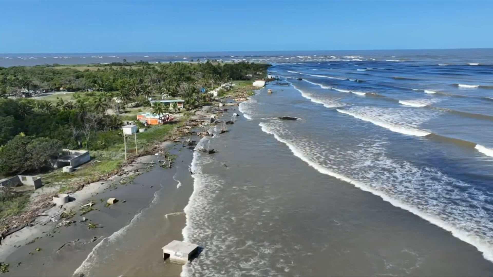 El Bosque, en Tabasco, Comunidad Devorada por el Mar y la Primera con Desplazados por Cambio Climático en México