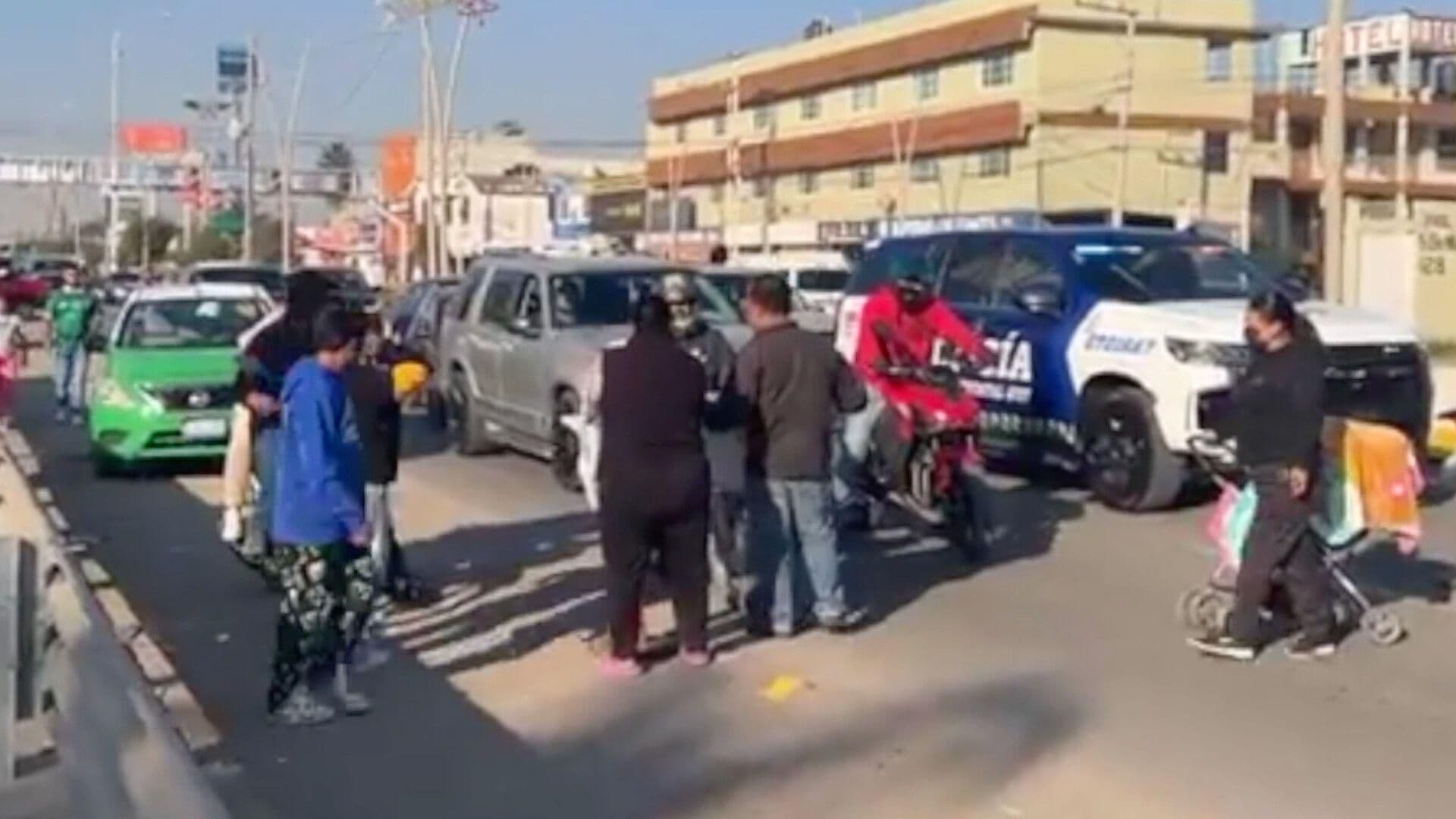 Vecinos de la Colonia Independencia en Silao Bloquearon la Salida a Guanajuato