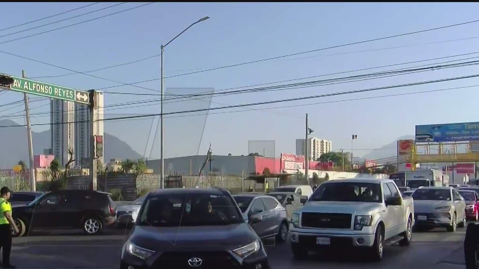 Detienen a Hombre Presuntamente Armado en Colonia Industrial en Monterrey