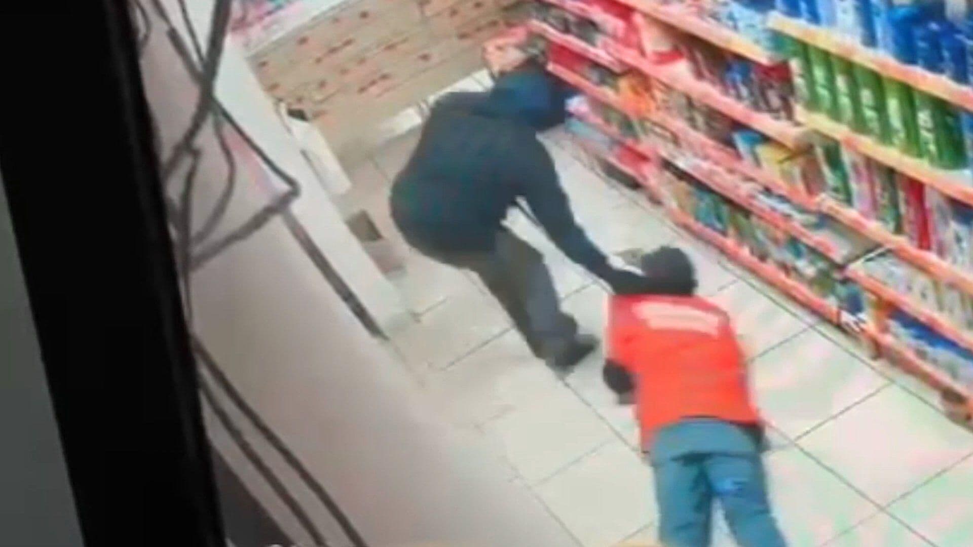 Captan en Video Robo a Varias Tiendas al Mismo Tiempo en San Felipe