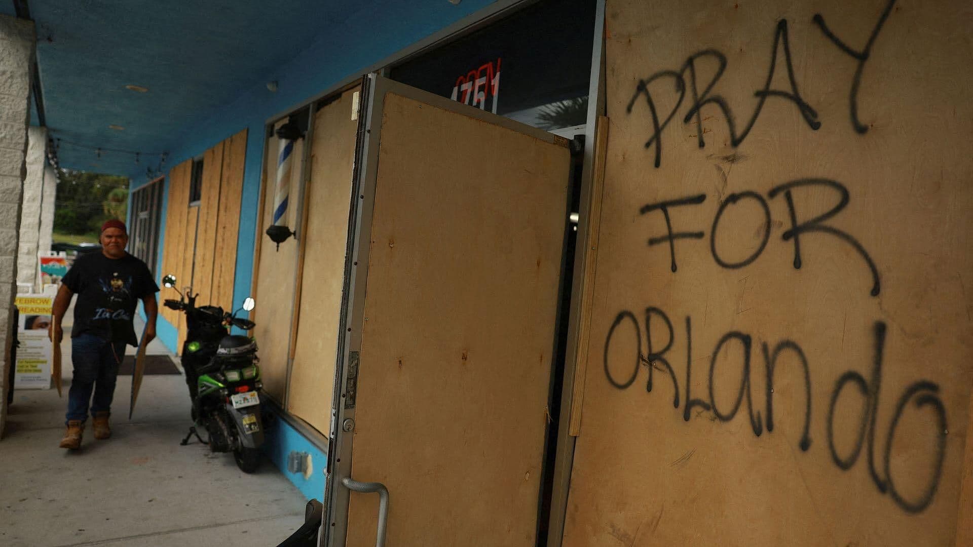 Por Huracán ‘Milton’, Cónsul de México en Orlando Pide a Mexicanos Resguardarse