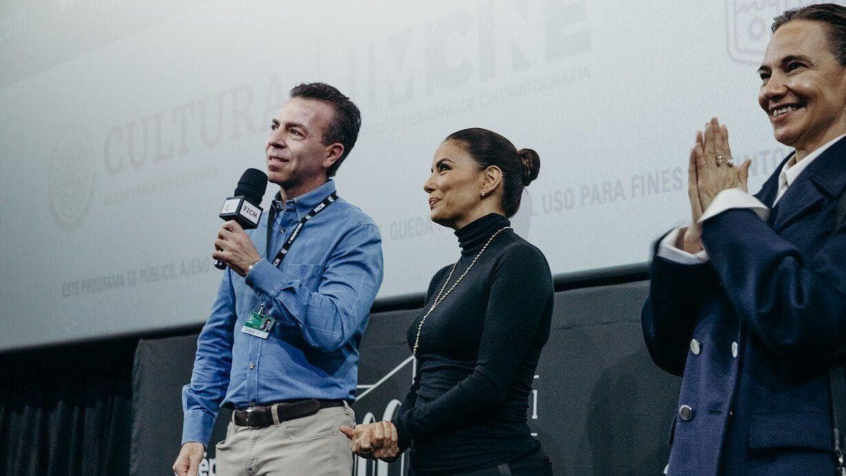 Eva Longoria Busca Historias de "Chicanos" para Mostrarlos con Orgullo