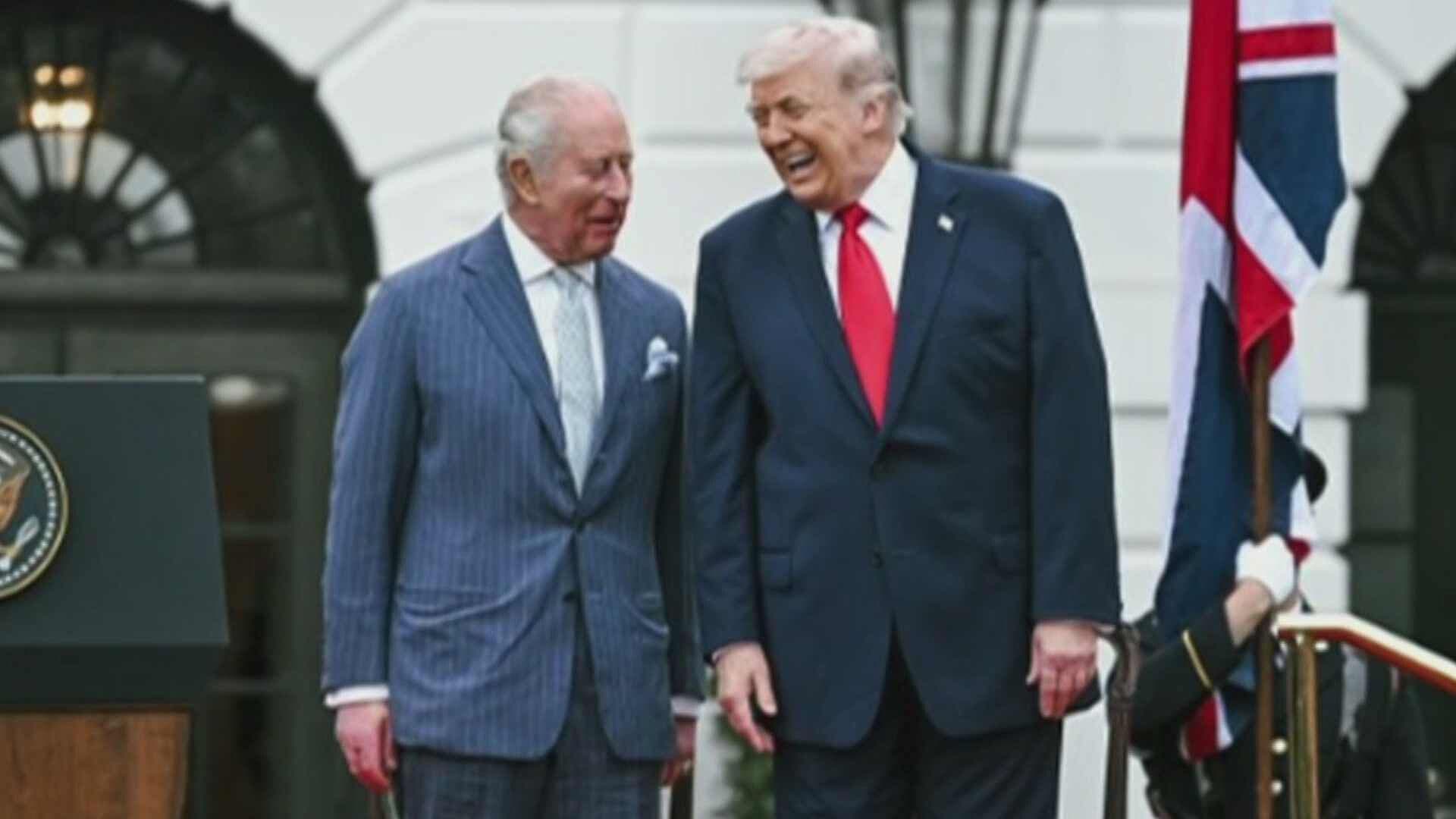 Foto de Trump y Carlos III Genera Polémica: Iba Acompañada de la Leyenda “Dos Reyes”