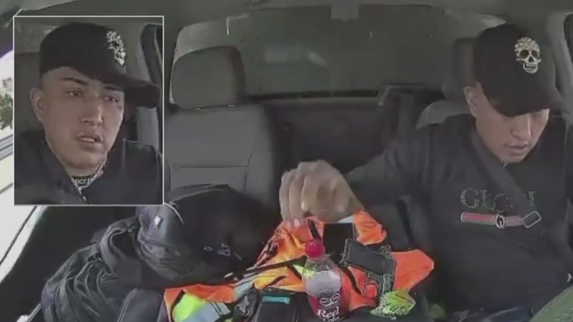Roban Auto Con Violencia en Circuito Exterior Mexiquense, Edomex