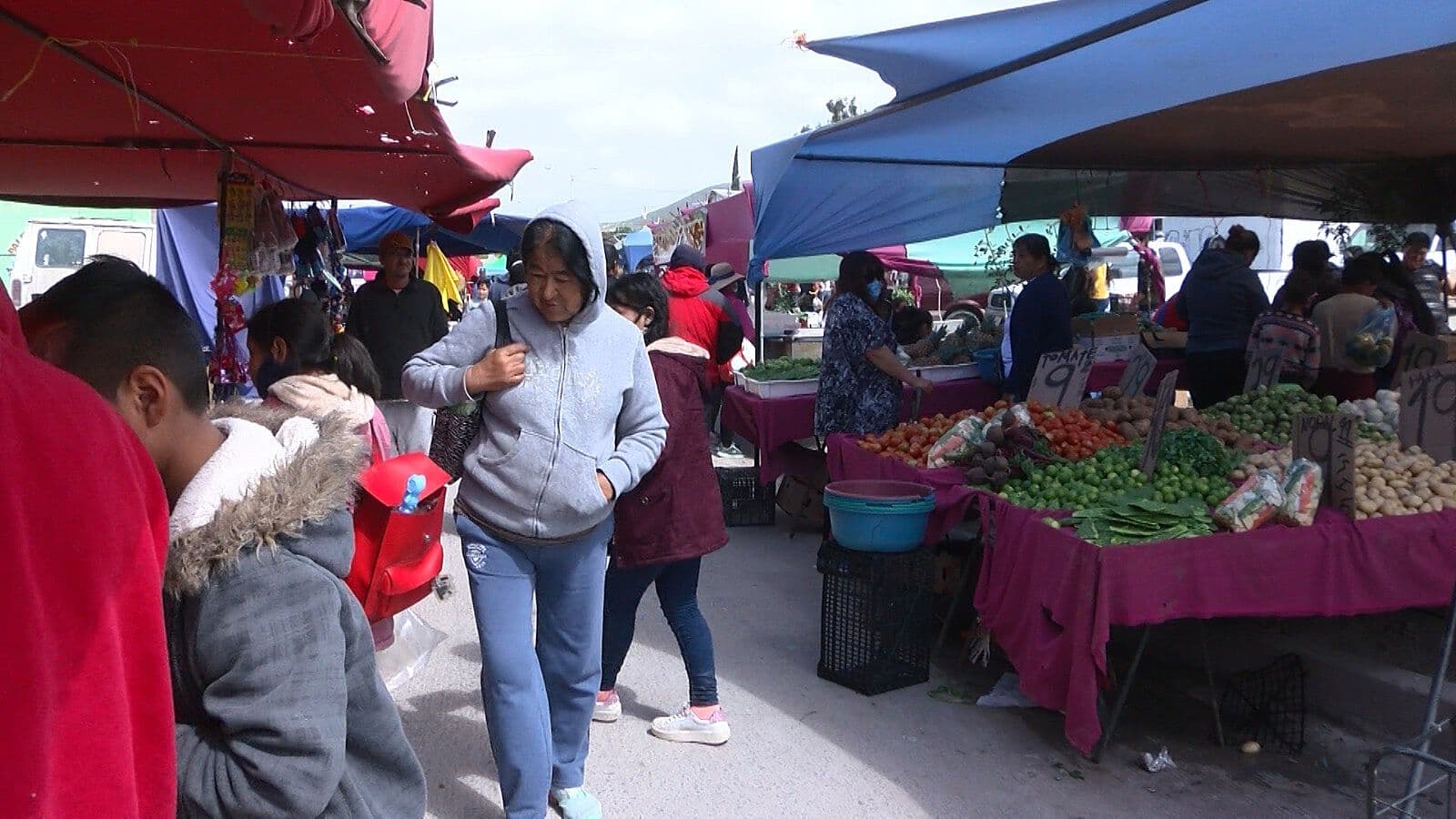 Joven Hijo de Vendedores Ambulantes Inventa App para Ubicar Tianguis en Tijuana