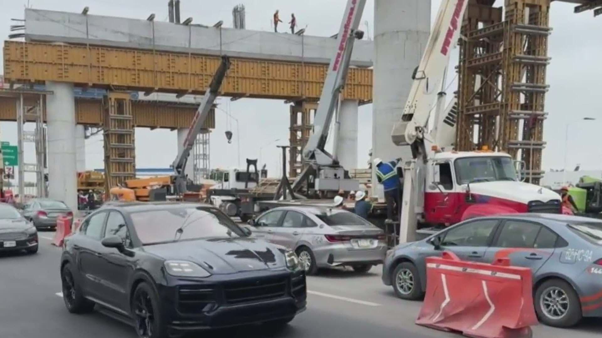 Piden Ingreso de Taxis de Aplicación a la Zona en Blvd. Aeropuerto en Apodaca