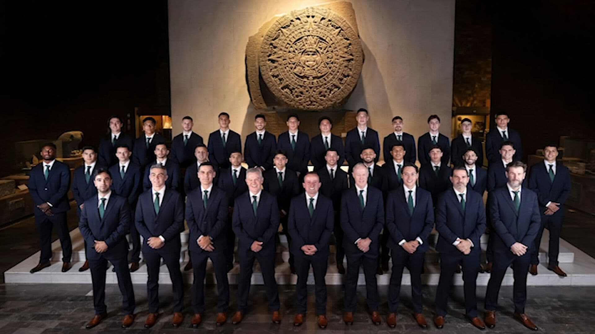 Reporte Mundialista: México Se Toma la Foto Oficial y Comienzan a Llegar las Primeras Selecciones al País