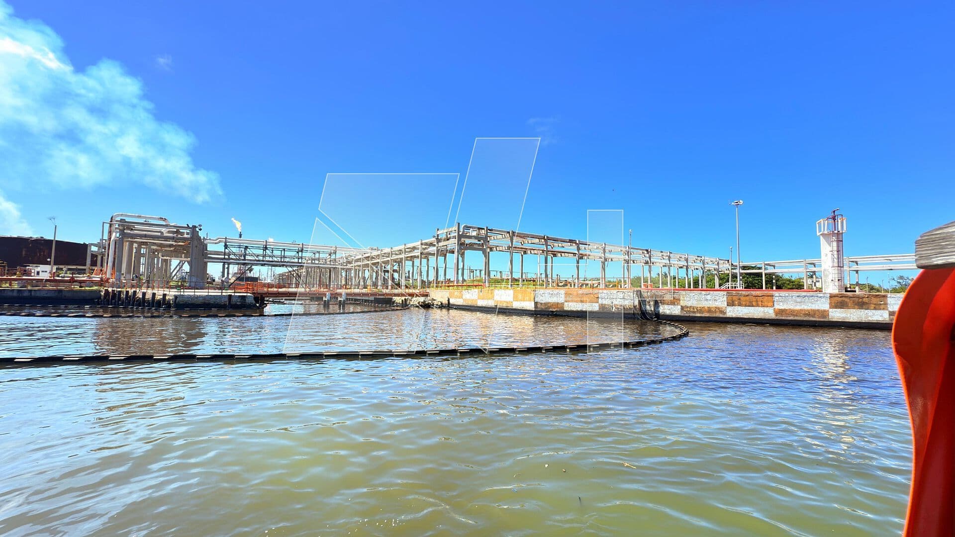 Pemex Descarta Presencia de Hidrocarburo en el Río Pánuco