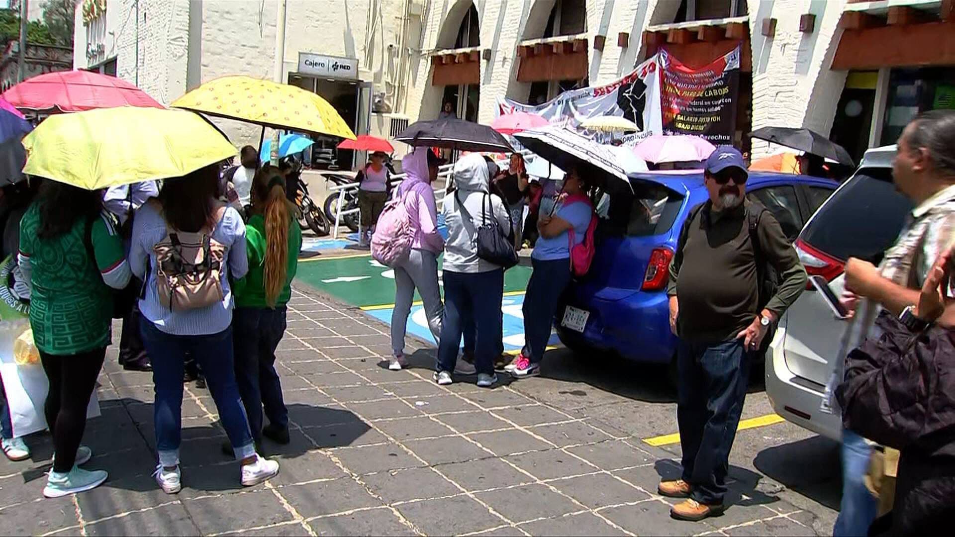CNTE Realiza Movilizaciones en Sedes de Afores de la CDMX, Hoy 18 de Junio del 2026