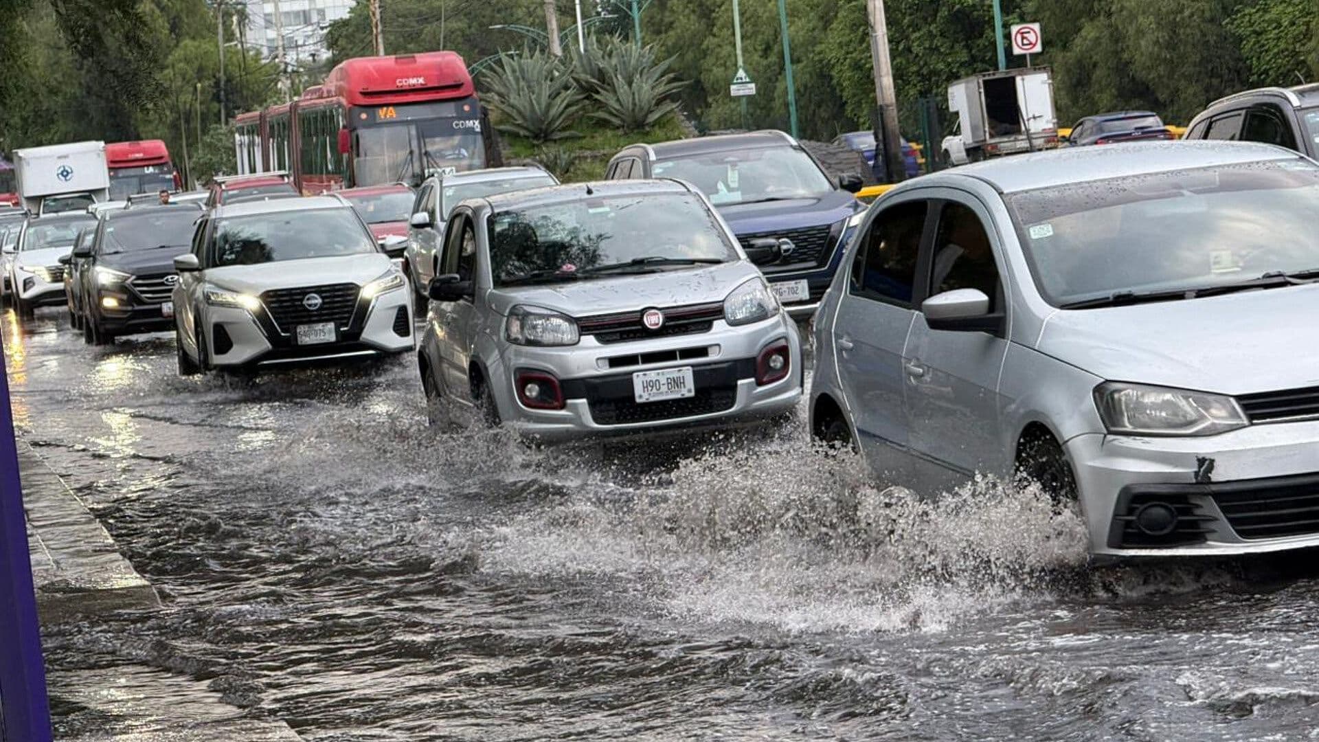 Lluvia en CDMX Hoy: ¿Qué Zonas Ya Registran Afectaciones por Tormenta?