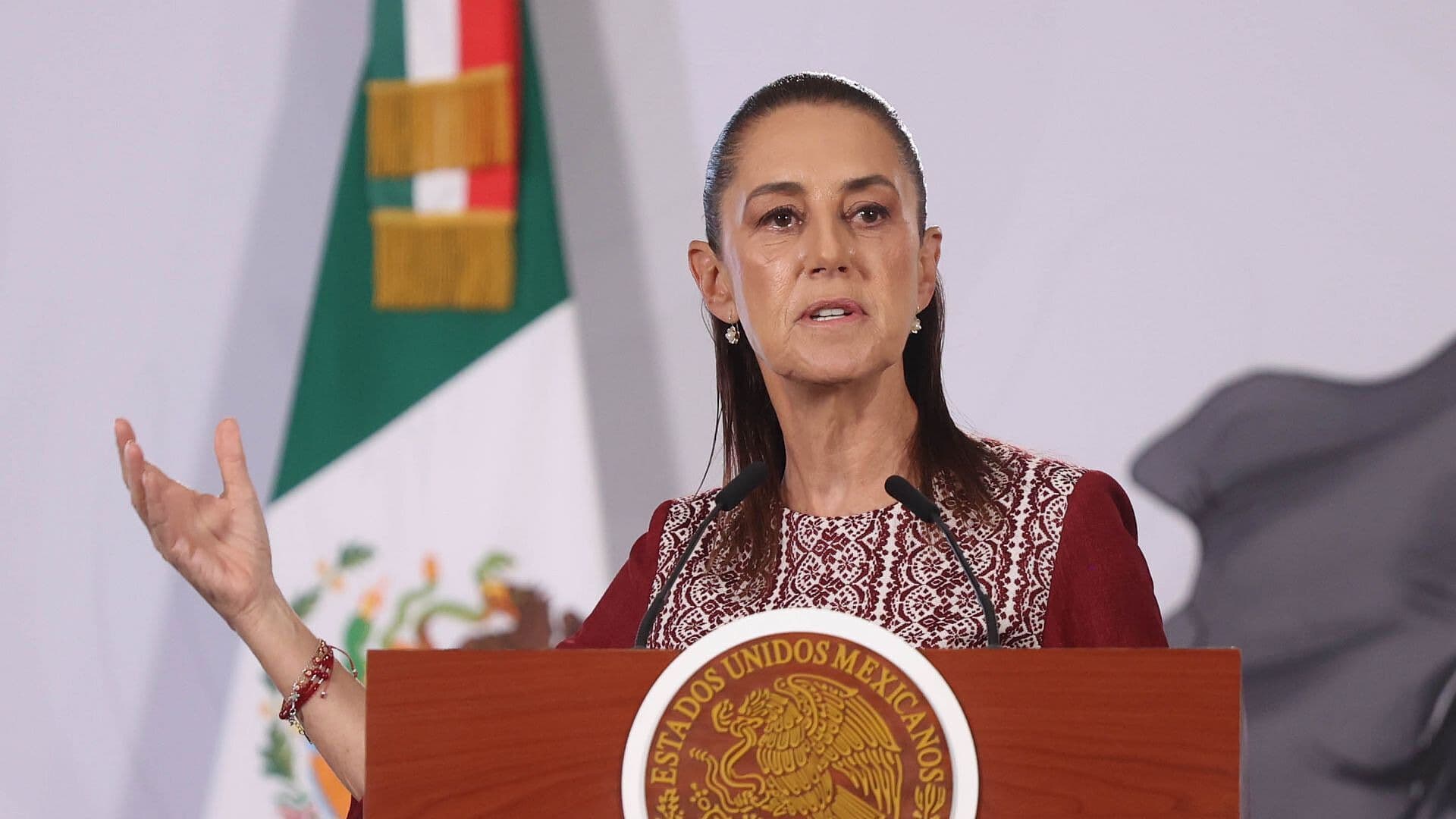 Sheinbaum Informa Sobre Revisión del T-MEC Tras Reunión del Secretario de Economía