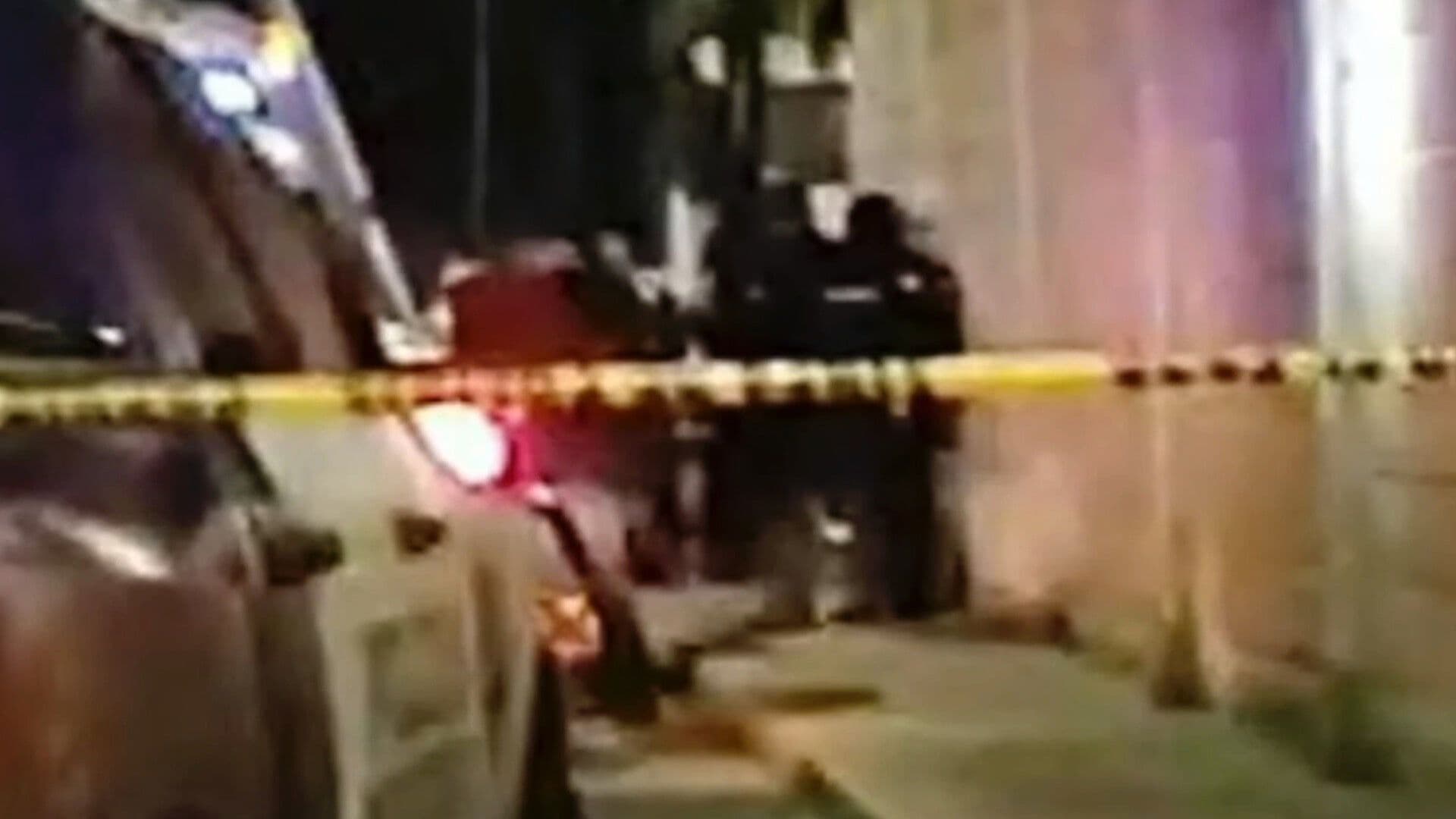 Asesinan a Balazos a Motociclista en Gasca en Celaya, Trató de Refugiarse lo Encuentran