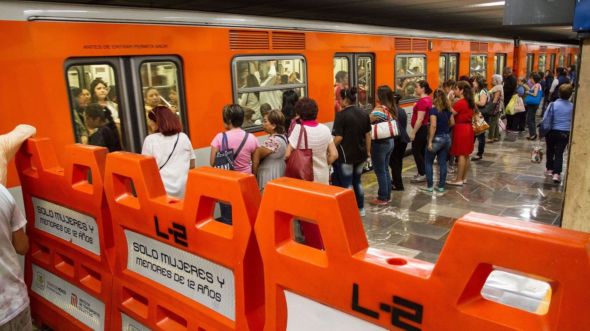 México vs Chequia: Metro de la CDMX Amplía Horario por Partido