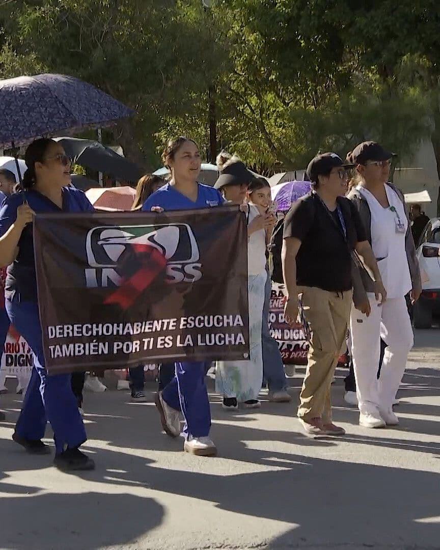 Empleados del IMSS Marchan para Pedir Mejoras Laborales en Lerdo, Durango