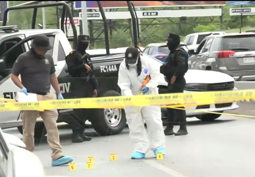 Asesinan a Dos Personas Durante Persecución a Balazos en Monterrey