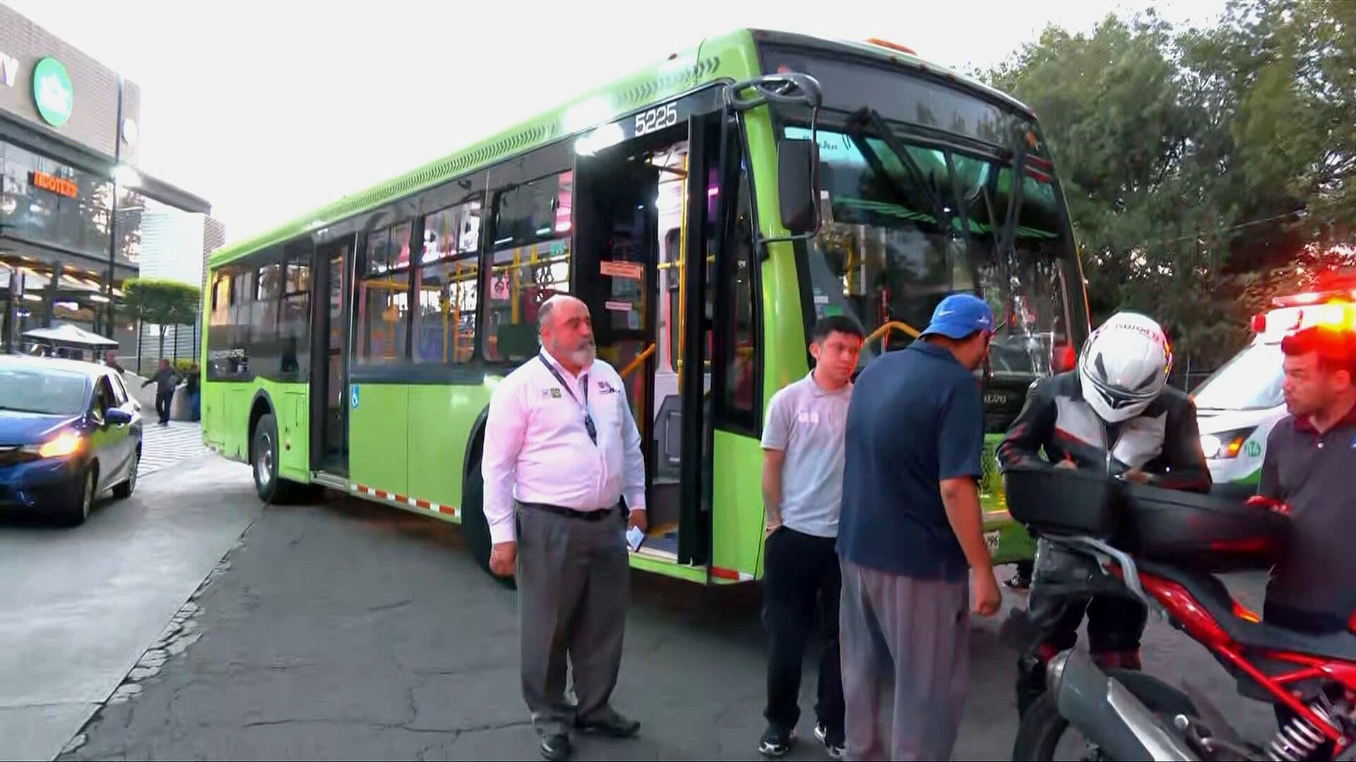 Motociclista es Atropellado por Unidad RTP en Alcaldía Tlalpan, CDMX