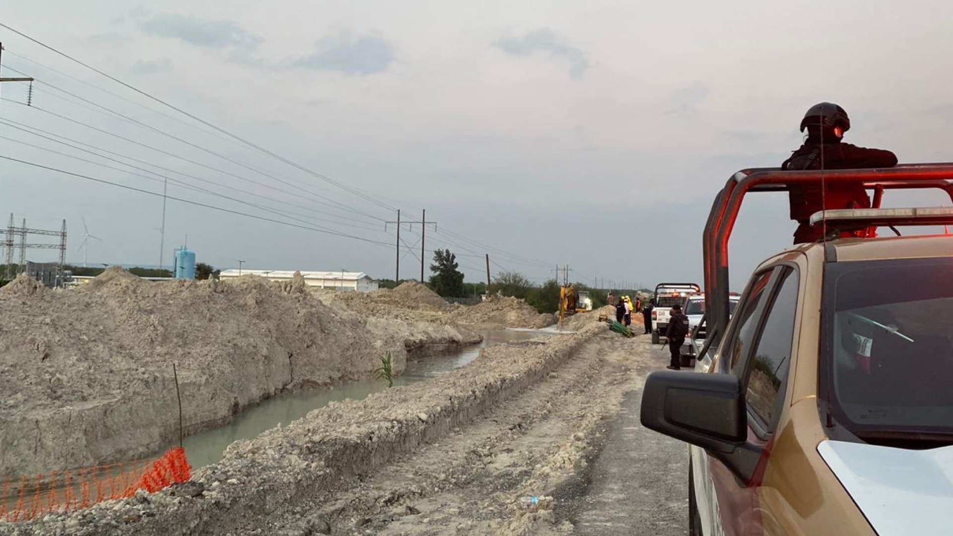 Trabajador de Comapa es Arrastrado por Corriente tras Fuga de Agua en la Victoria-Soto la Marina