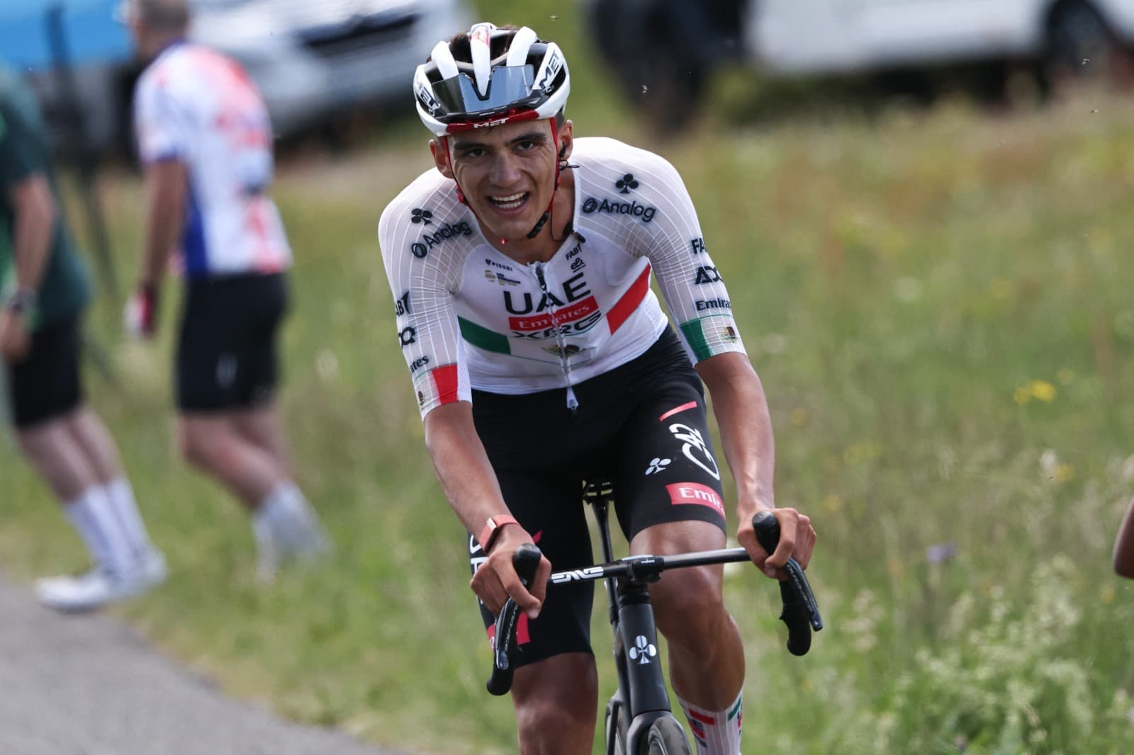 Isaac del Toro Conquista la Etapa 7 del Tour Auvergne-Rhone-Alpes 2026