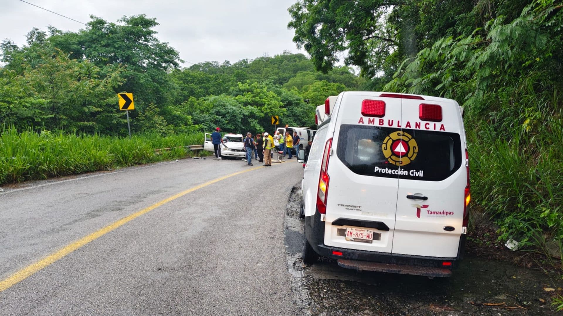 Choque Frontal Deja Varios Lesionados en la Carretera Mante-Victoria; Presunto Responsable Huyó