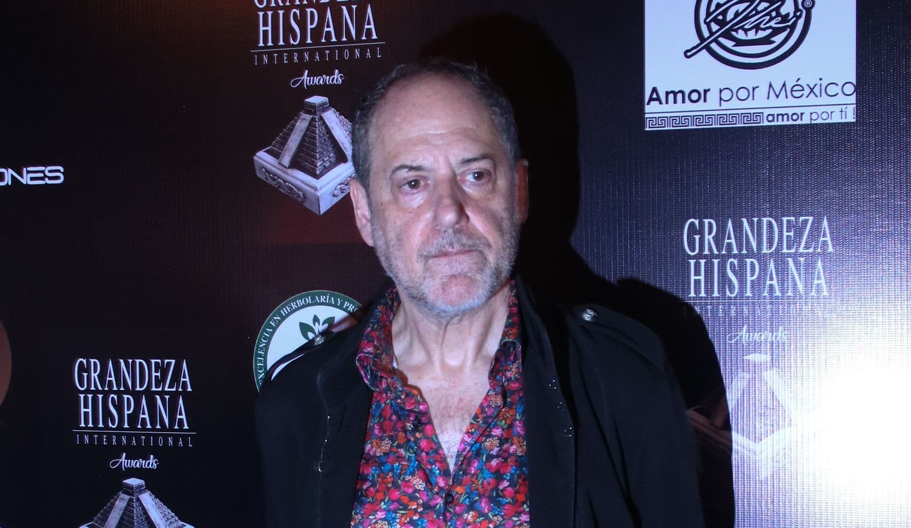 Barda Colapsa sobre Unidad de Transporte Público en Centro Histórico de CDMX; Hay 4 Heridos