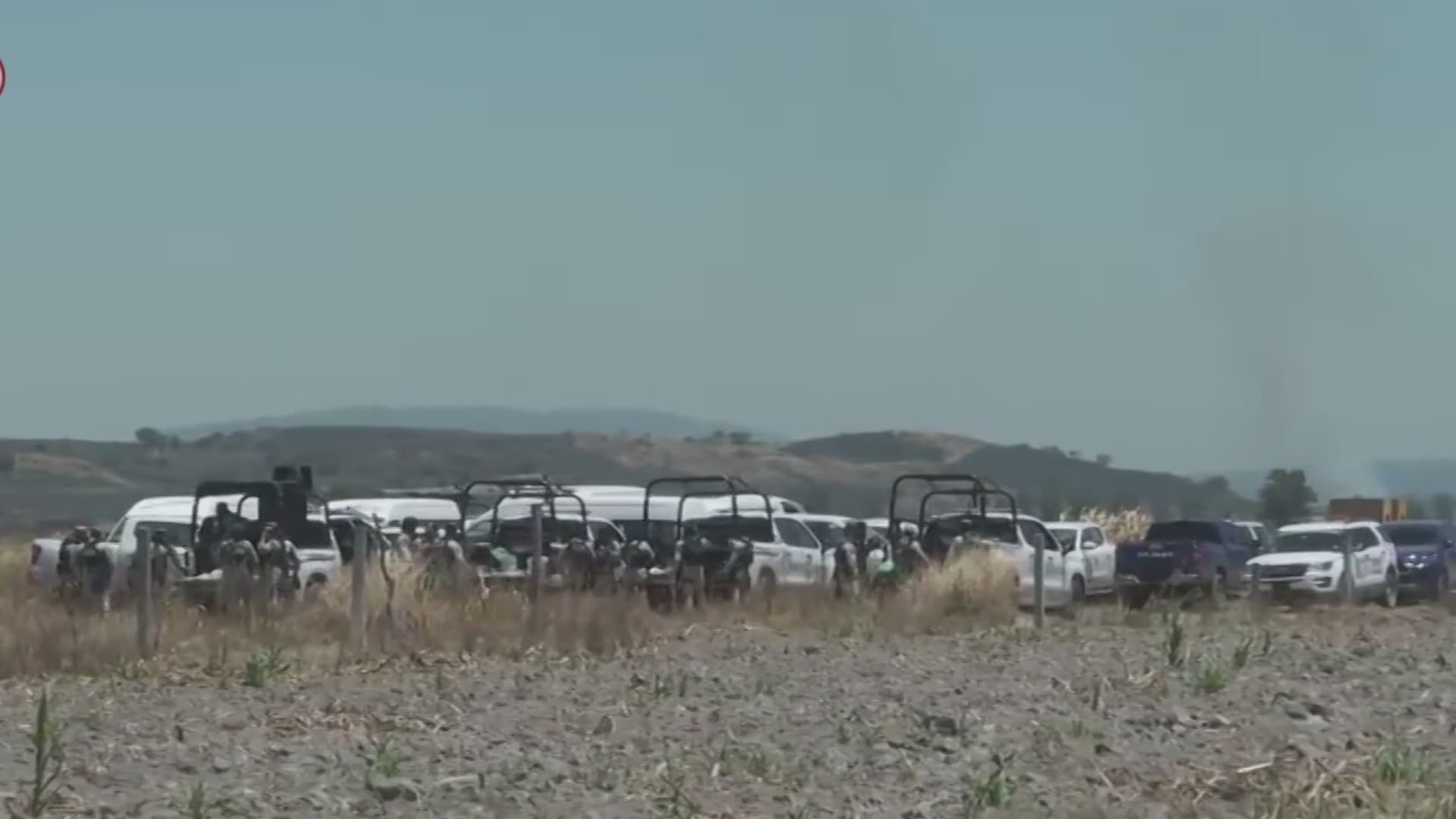 Colectivos de Búsqueda de Desparecidos Regresan al Rancho Izaguirre Con Autoridades Federales