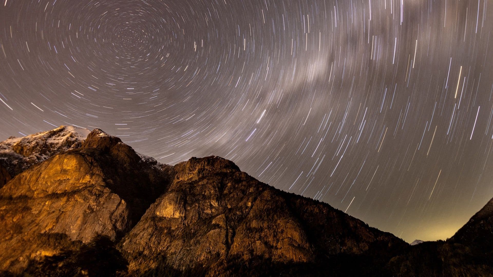 Se Acerca la Lluvia de Estrellas Más Impredecible de Junio, ¿Cómo y Cuándo Ver las Boótidas?