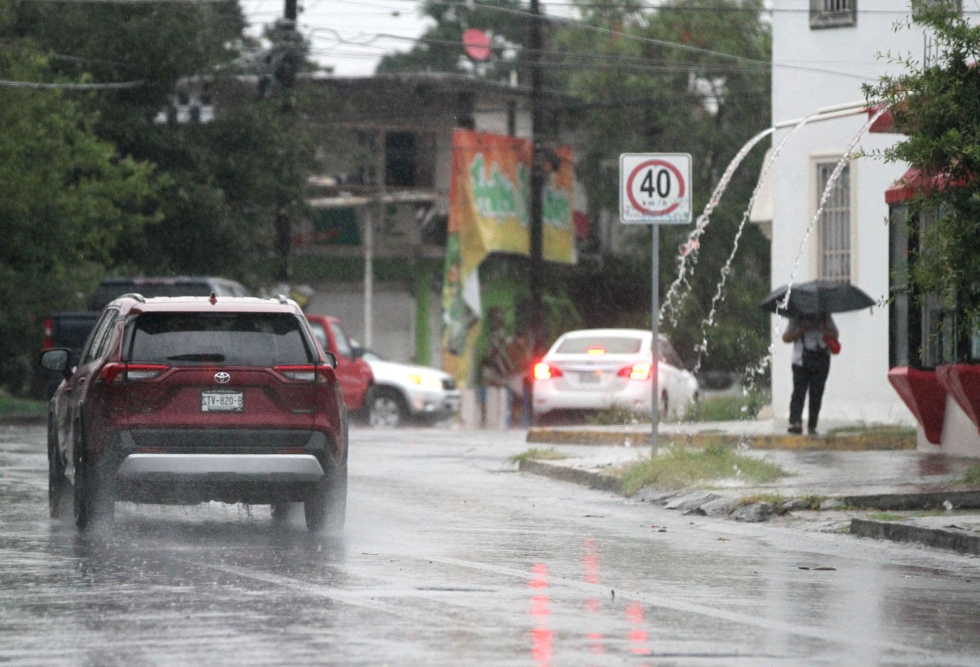 ¿Nuevos Ciclones Douglas y Elida? Conagua Vigila Posibles Tormentas: Da Ubicación en el Pacífico