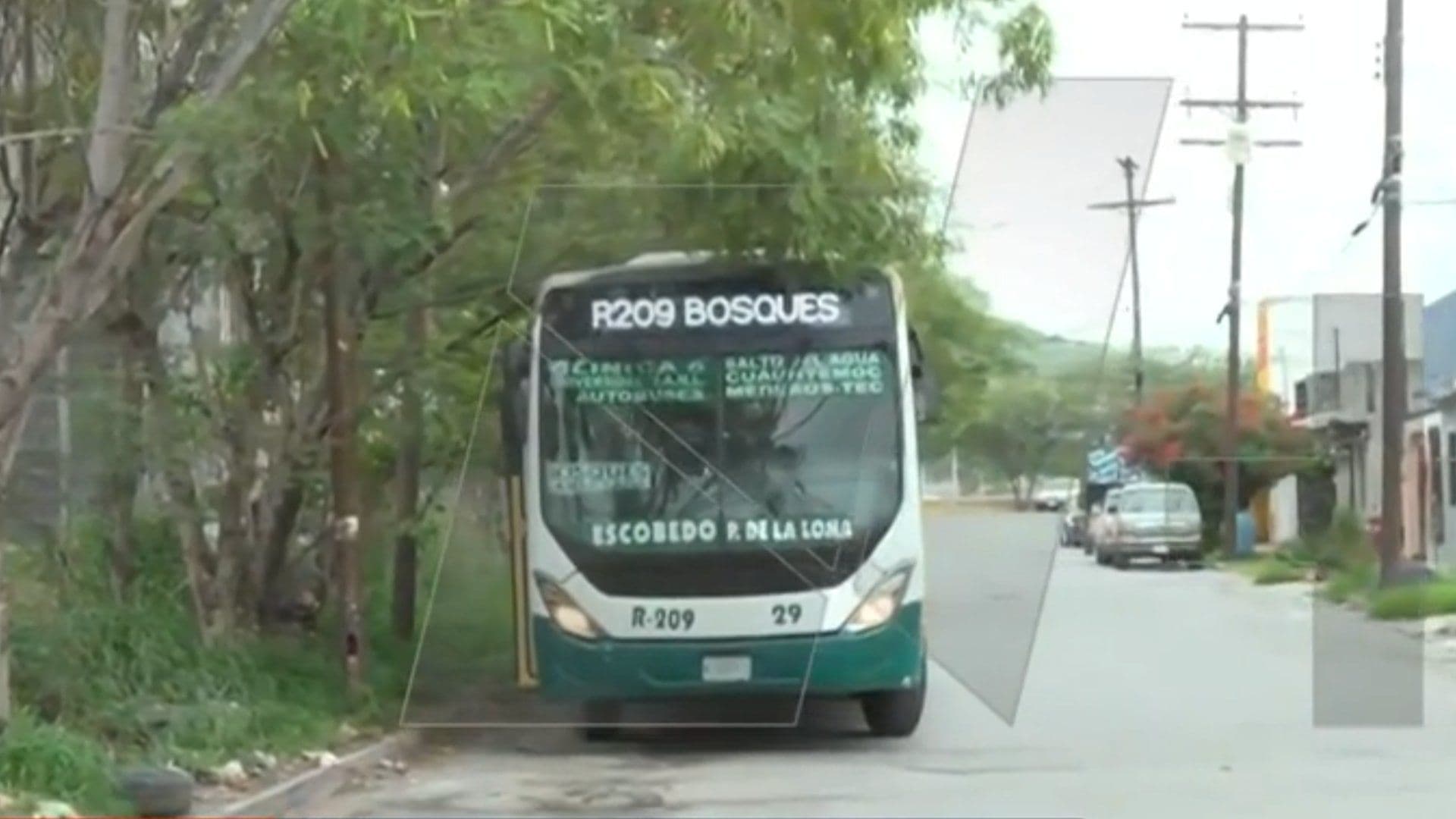 Encuentran a Hombre Sin Vida en Unidad de Transporte Público en Escobedo, NL