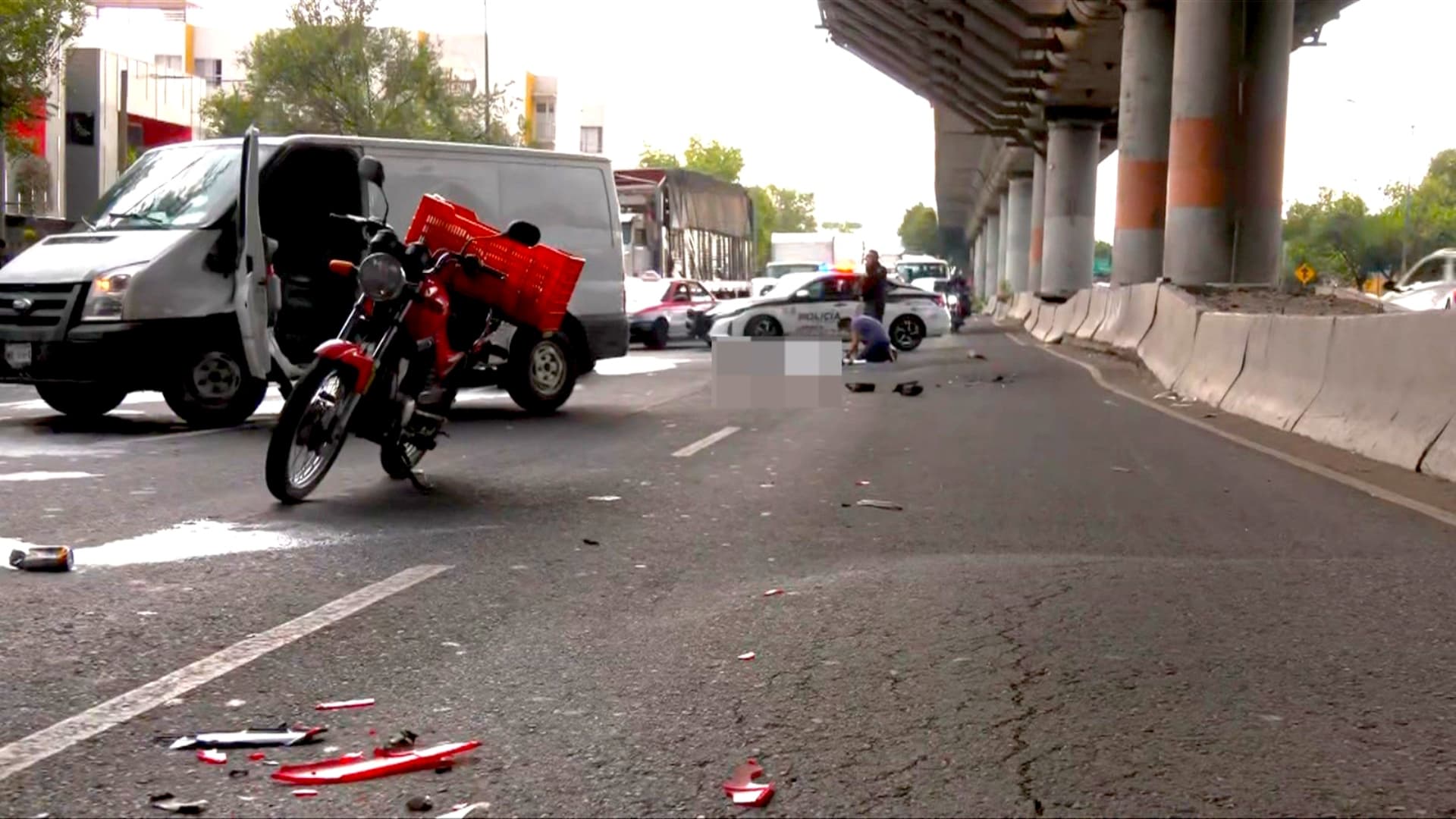 Muerto en pleito vial en avenida Oceanía