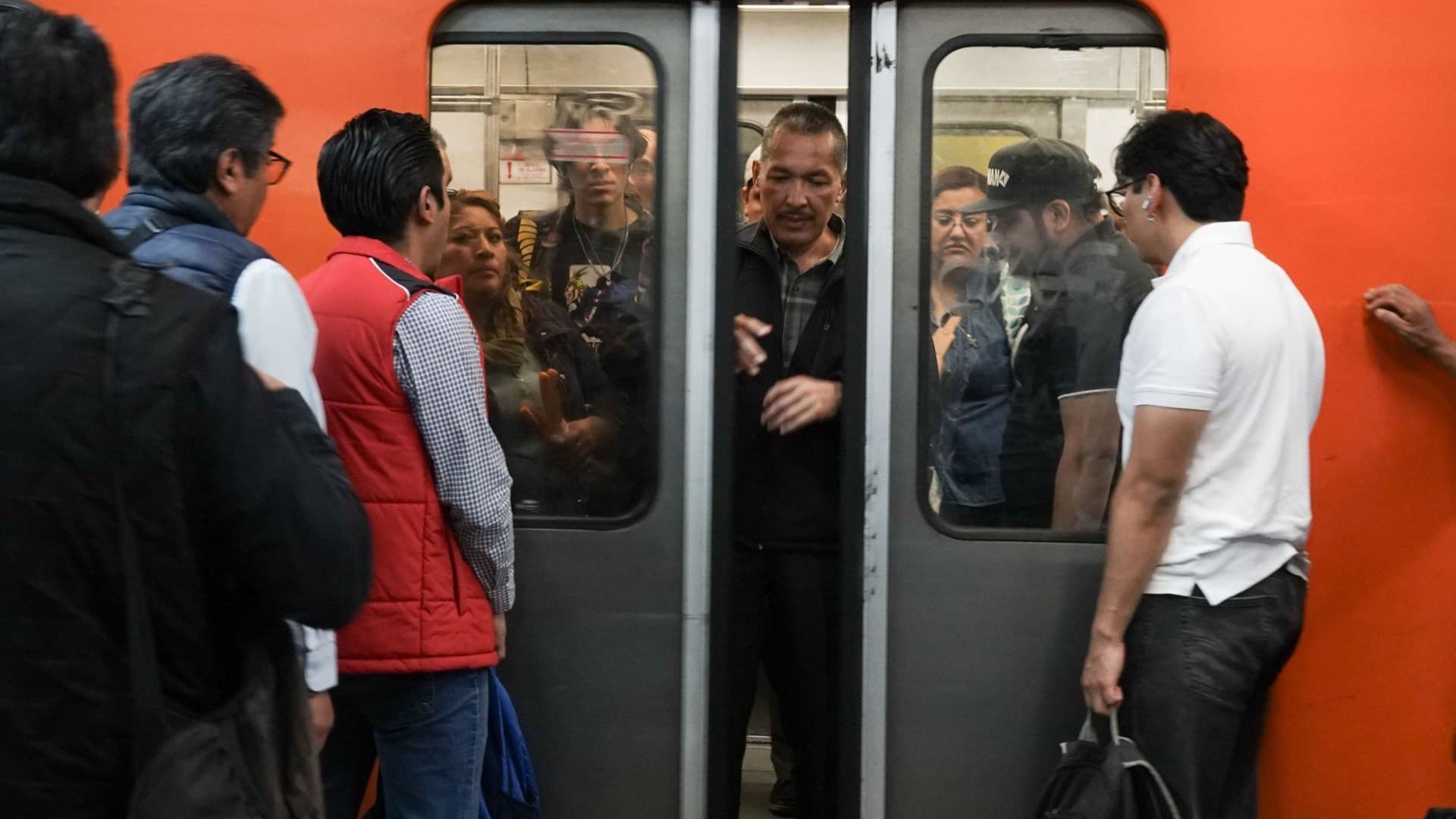 ¿Cómo Están las Líneas del Metro CDMX Hoy? Hay Estaciones Sin Servicio