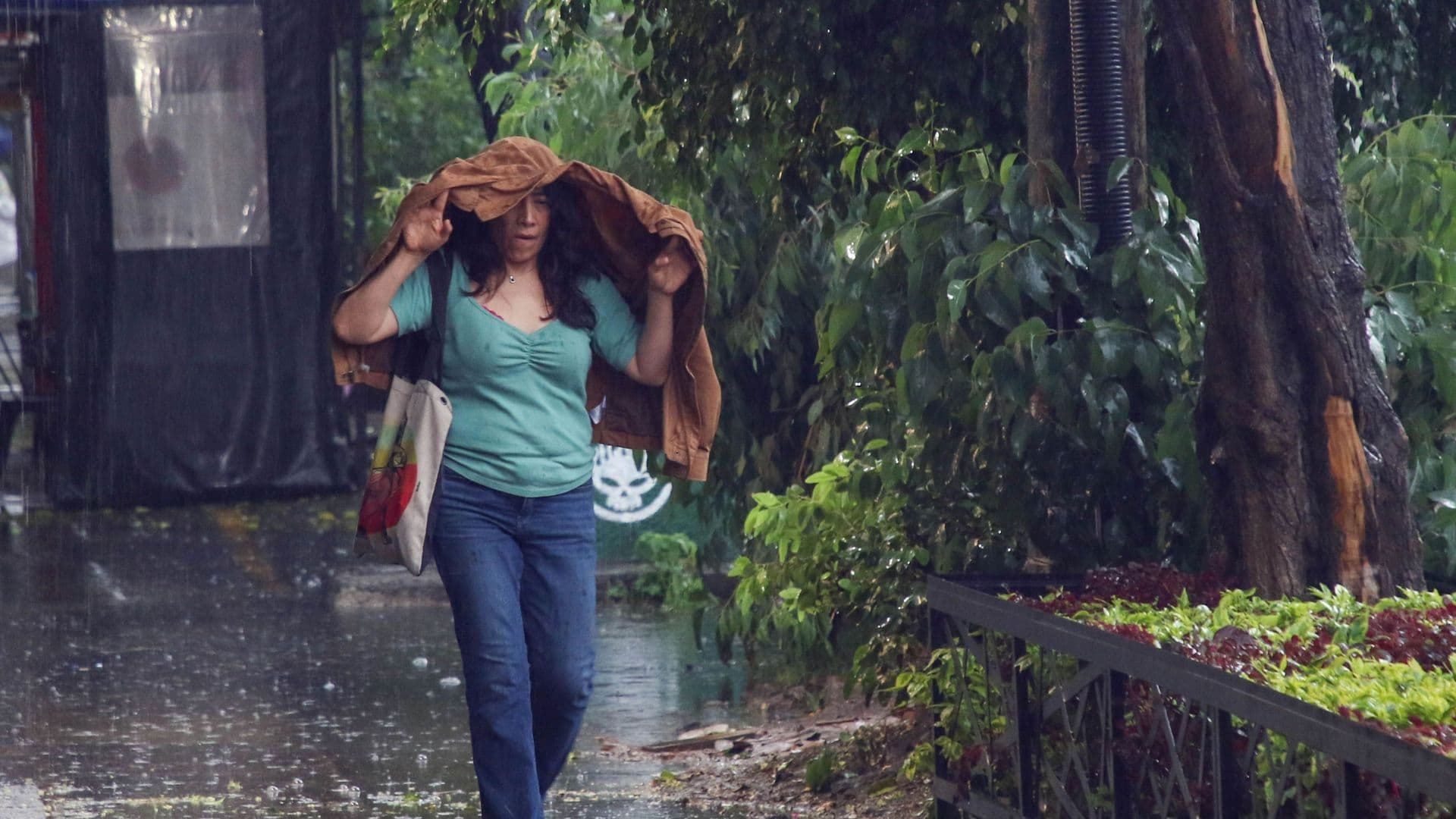 ¿A Qué Hora Lloverá en CDMX, Mañana 24 de Junio? Así Será el Clima en Partido México vs Chequia