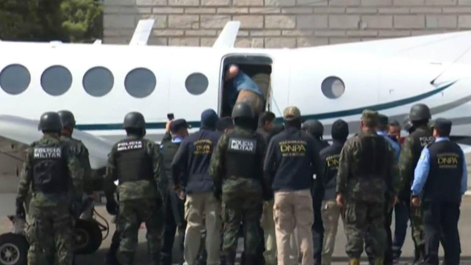 Extraditan a EEUU a Juan Orlando Hernández, expresidente de Honduras