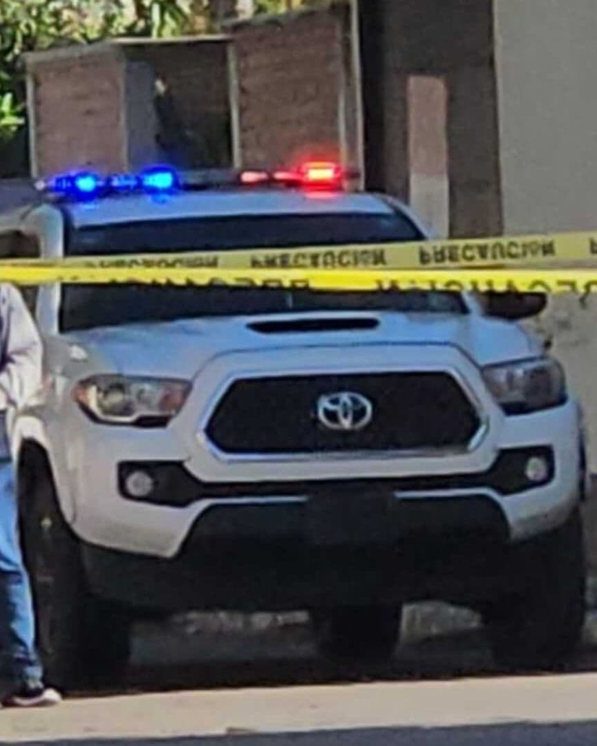 Hallan el Cuerpo de Una Persona Envuelto en Plástico en Lomas del Bulevar en Culiacán, Sinaloa. Foto: N+