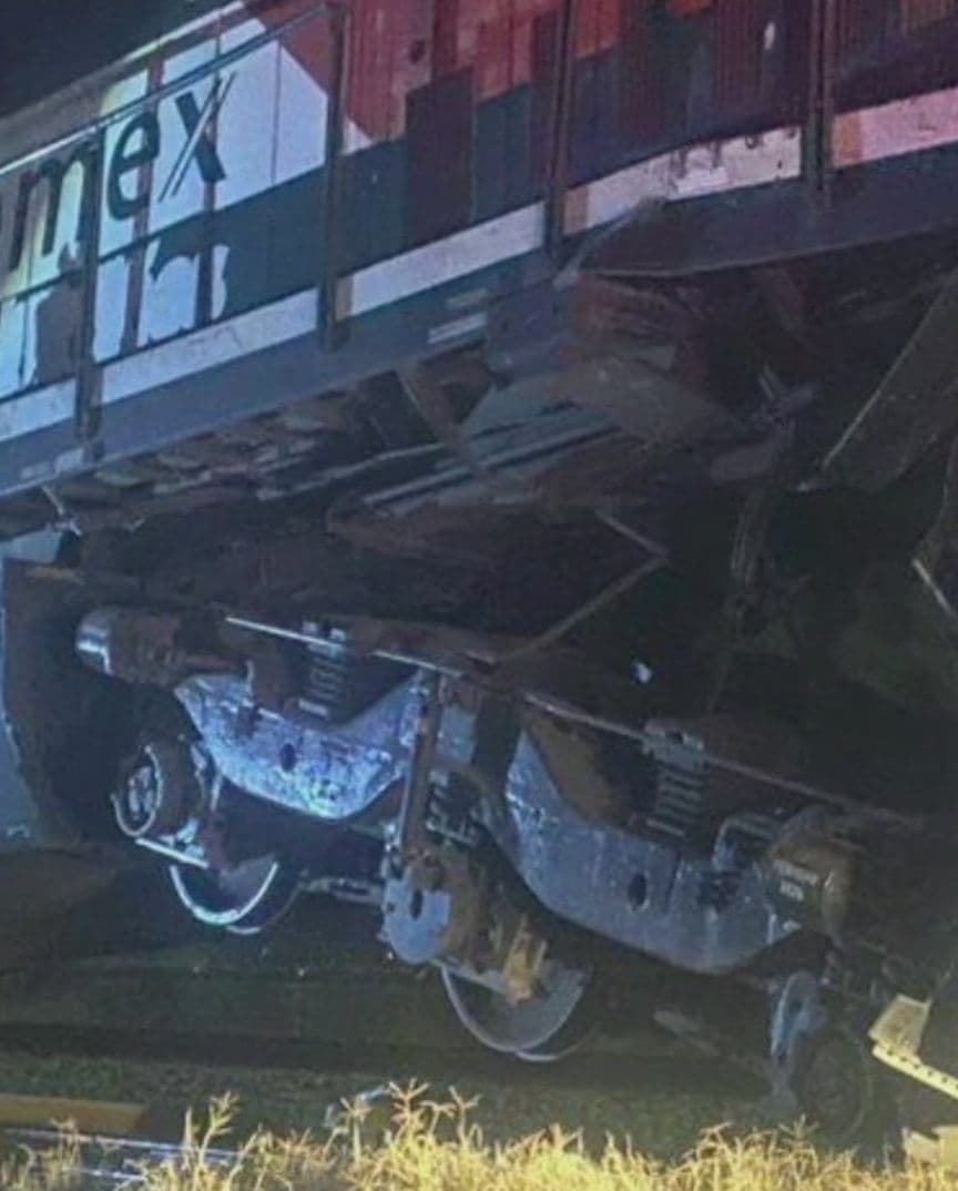 Chocan Dos Trenes de Carga en Nogales, Sonora