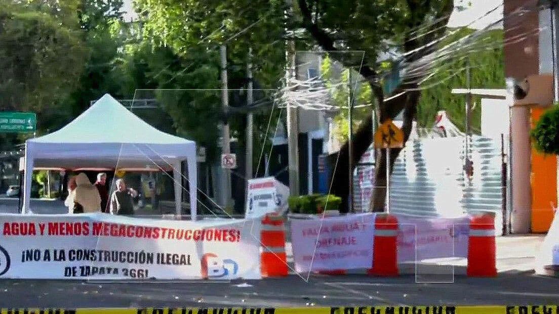 Continúa Bloqueo de Vecinos en Zapata y Uxmal por Falta de Agua