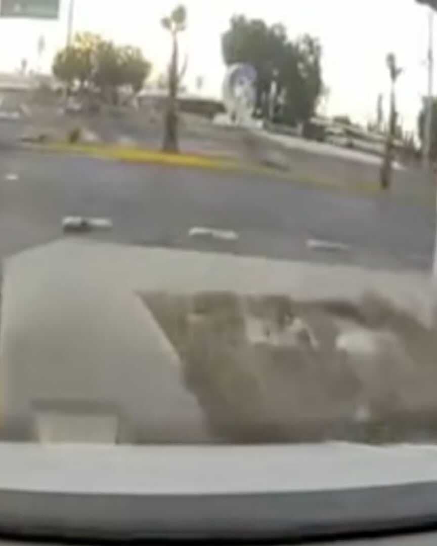 Conductor se Queda Dormido y Choca Contra Camioneta en la Carretera de Apaseo el Grande