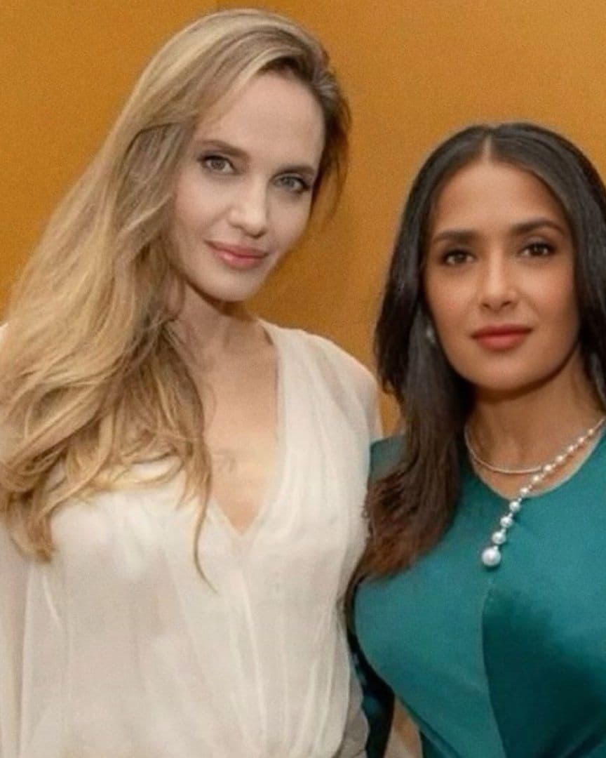 Angelina Jolie y Salma Hayek visitan Veracruz