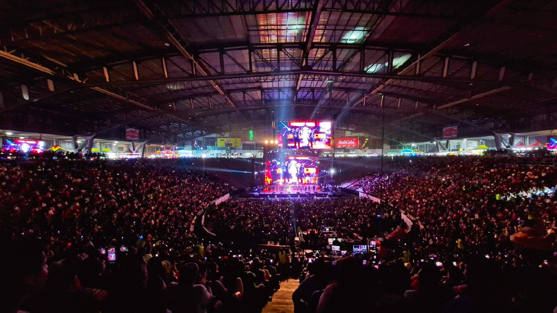 ¿Qué Cantantes se Presentarán en el Palenque de las Fiestas de Octubre 2025 en Guadalajara?
