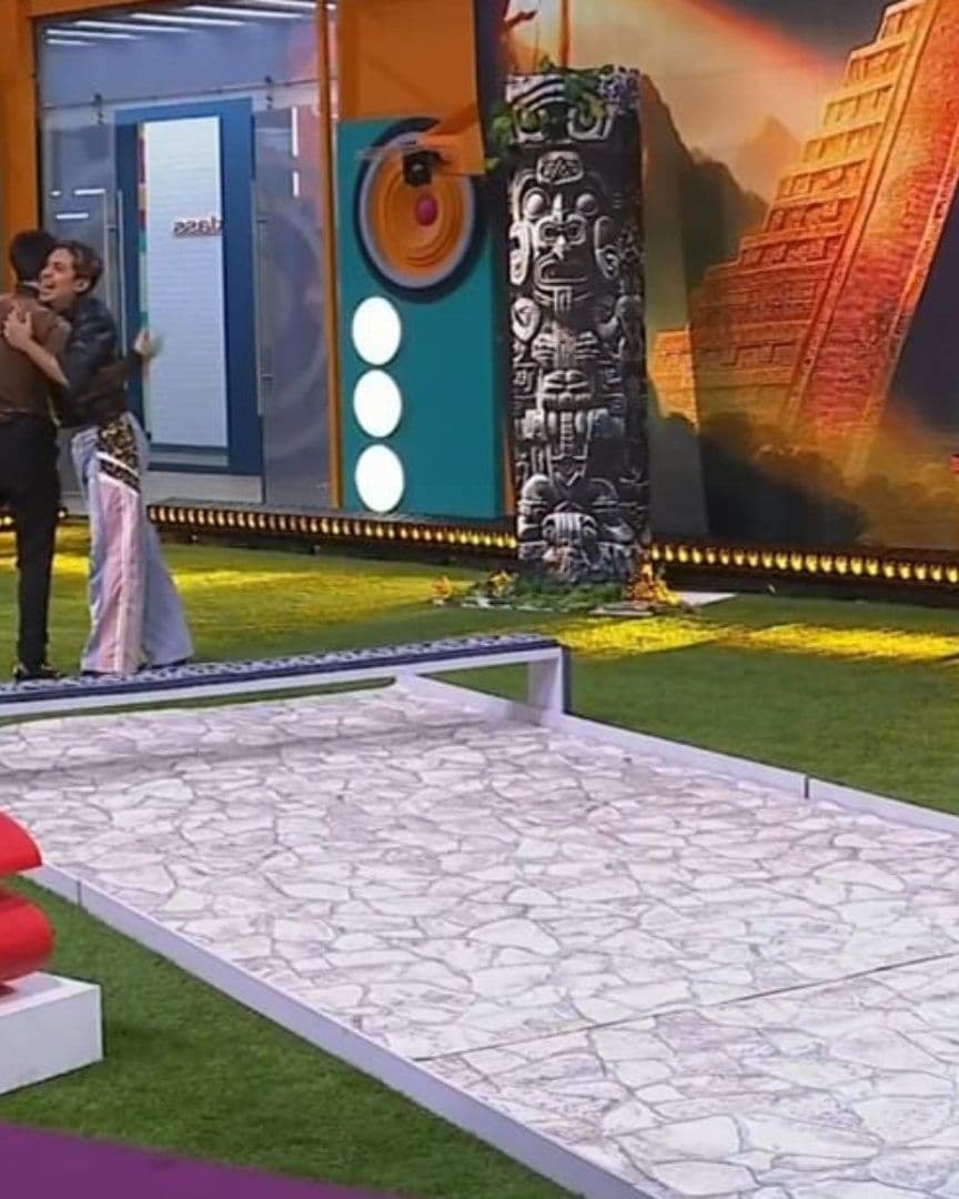 Casa de los Famosos 2024: Ricardo Peralta Vence a Sian y Conserva la Salvación