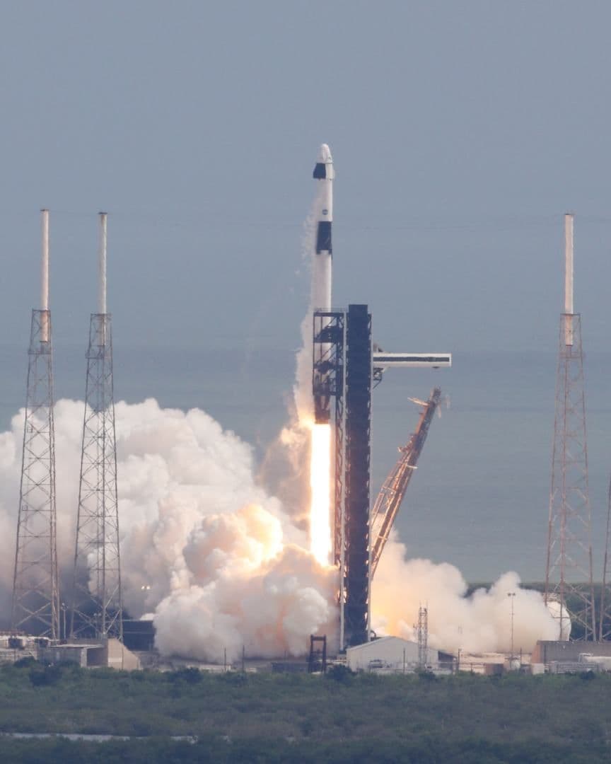 Inicia rescate de astronautas atrapados en Estación Espacial Internacional