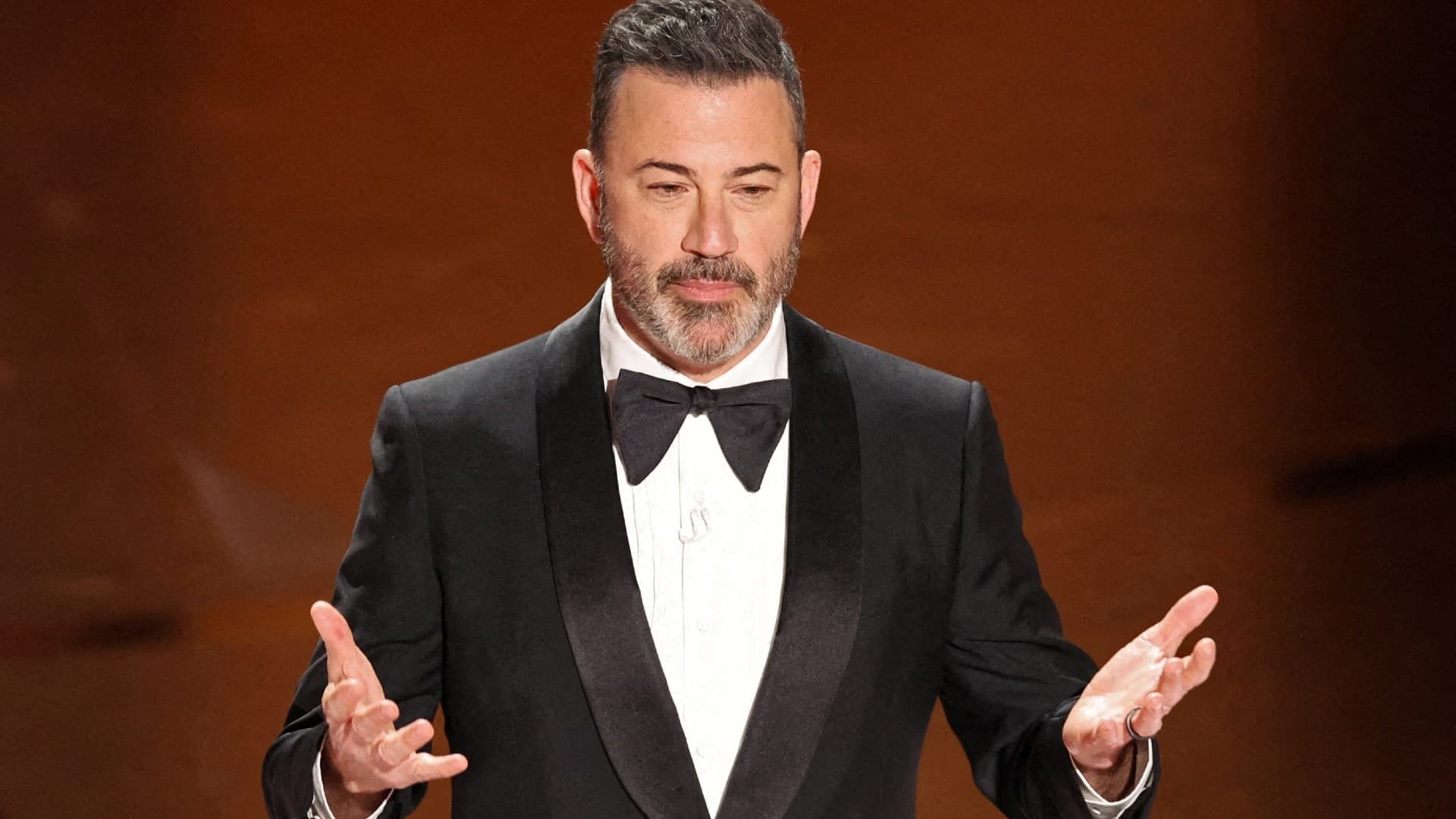 Jimmy Kimmel Vuelve y Dice que Jamás Quiso "Hablar a la Ligera" del Asesinato de Charlie Kirk