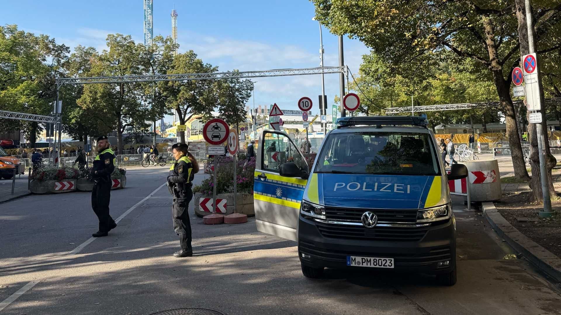 Hombre Mata a Su Padre y Hiere a Su Mamá, en Alemania; Ataque Provoca Cierre del Oktoberfest
