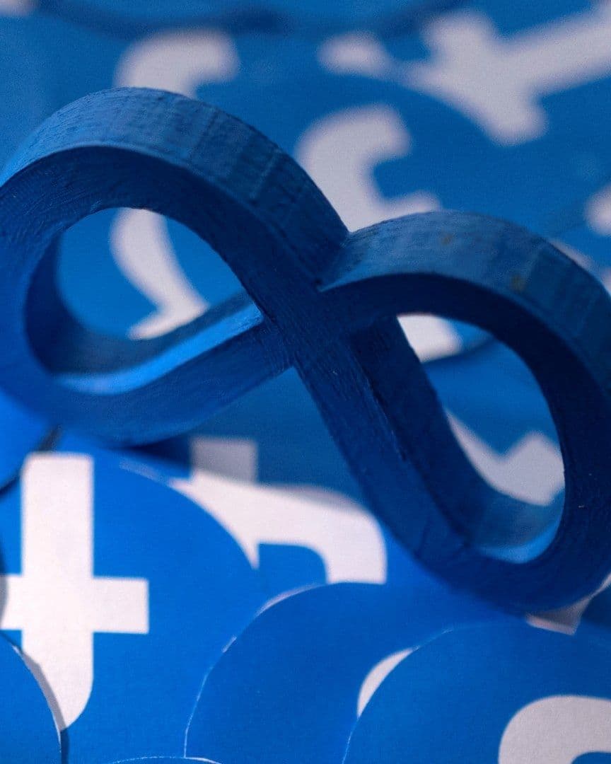 Logos de Meta y Facebook