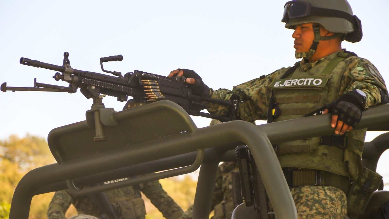 Operación Frontera Norte: Aseguran 24 Autos con Reporte de Robo en Agua Prieta, Sonora